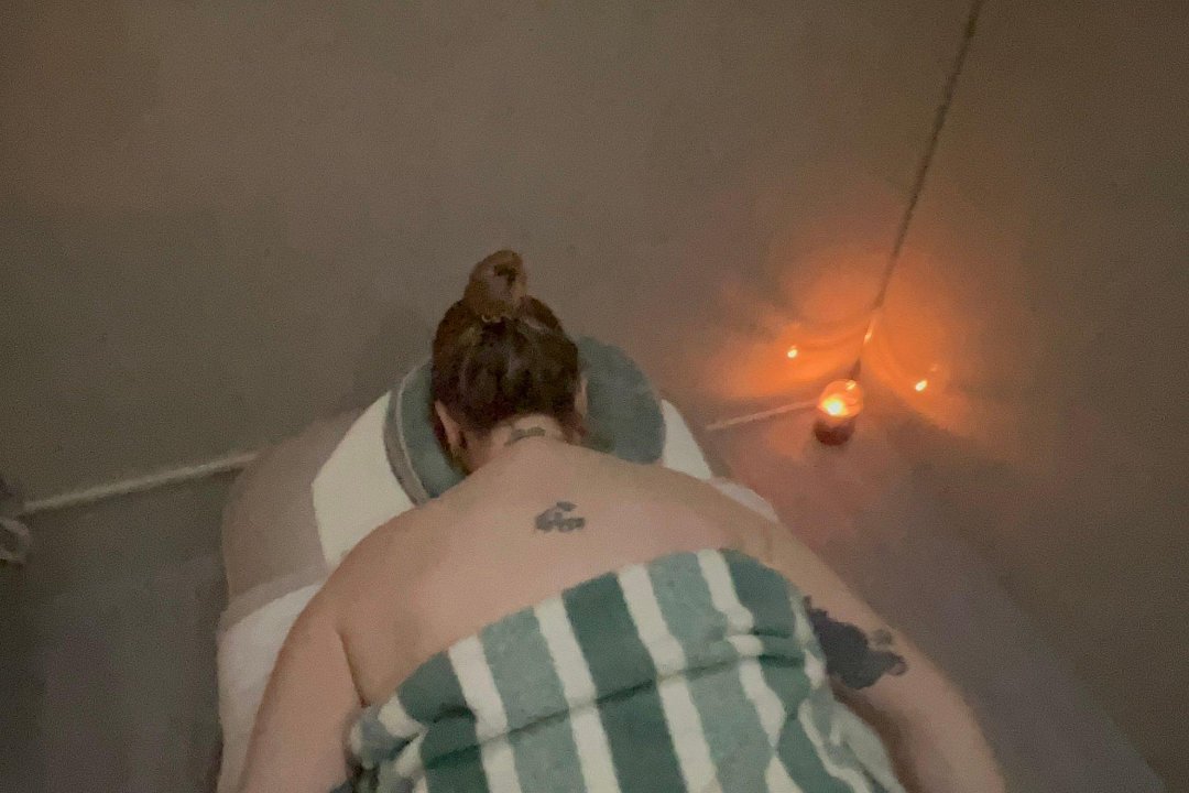 Anna massage, Partick Station, Glasgow