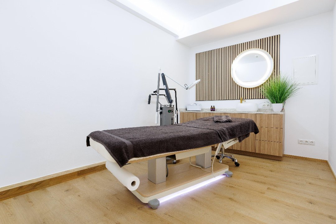 Kosmetik Cristina - Wien, 13. Bezirk, Wien