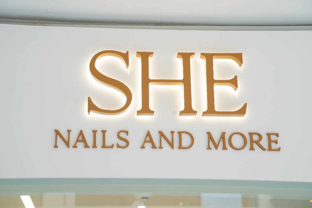 She Nails And More, Γλυφάδα, Αττική