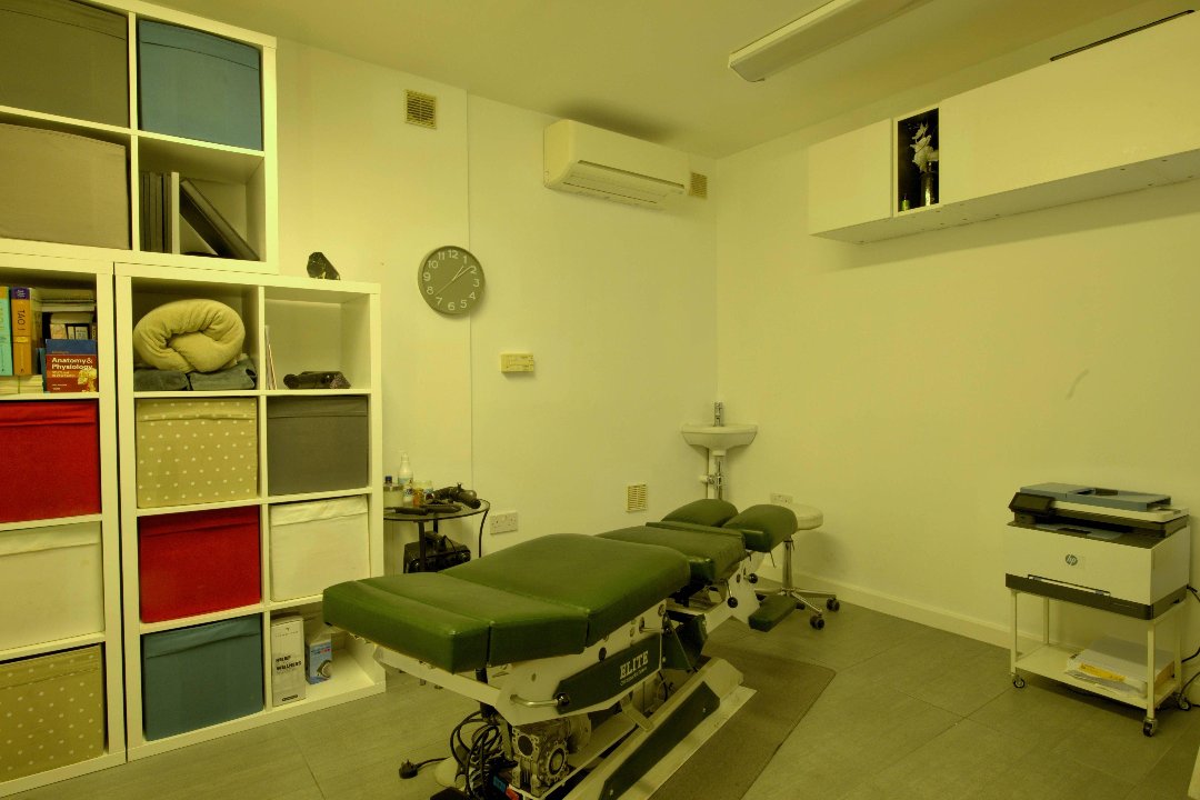 Osteo & Wellness Centre, Loughton, Essex