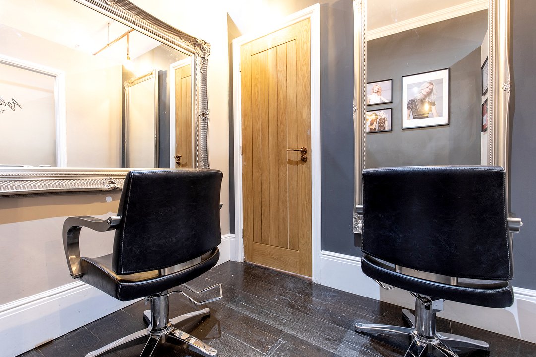 Aglaea Hair & Beauty, Clapham Junction, London