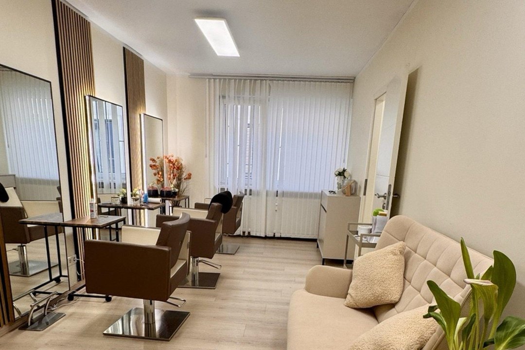 Beauty & Brows by Aisha, Innenstadt, Frankfurt am Main