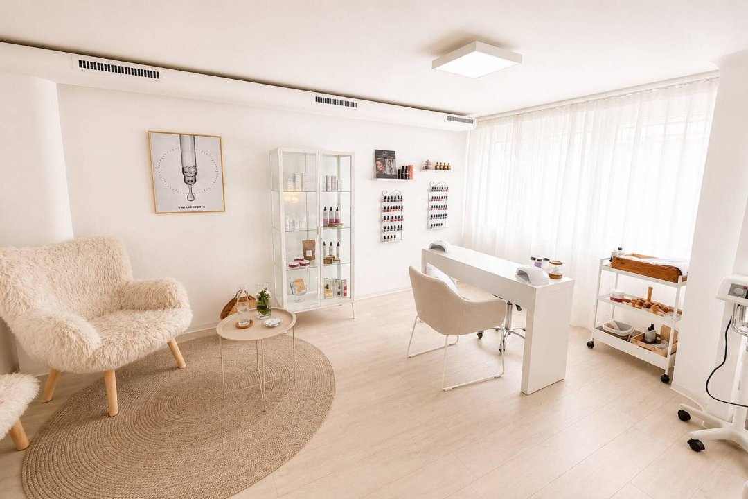 YS Kosmetik Studio, Cham