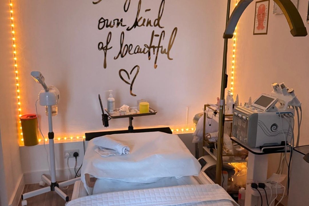 Posh Clinique, Eastbourne, East Sussex
