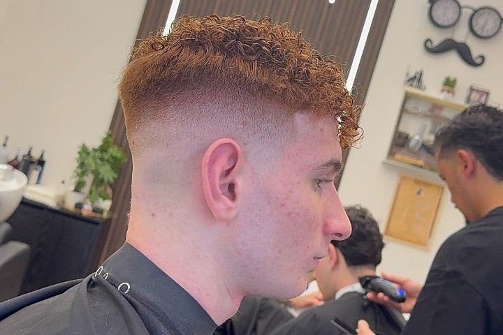 Emanuele Mormone Barberia Raf 2 - Barbier Napoli - Photo de galerie - OneBooking