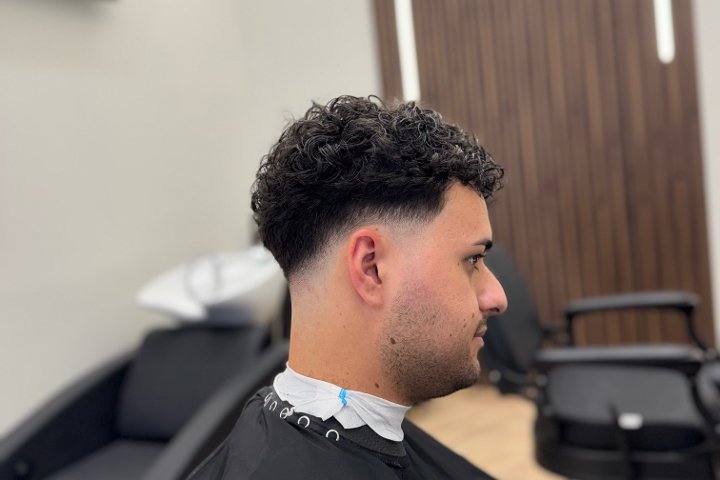 Emanuele Mormone Barberia Raf 2 - Barbier Napoli - Photo de galerie - OneBooking