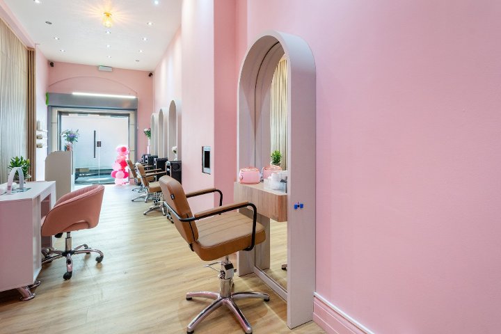 Nona Velvet Salon - Coiffure London - Photo de galerie - OneBooking