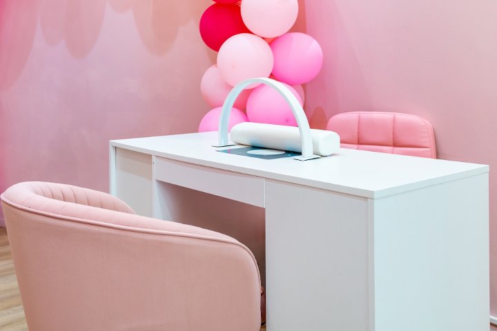 Nona Velvet Salon - Coiffure London - Photo de galerie - OneBooking