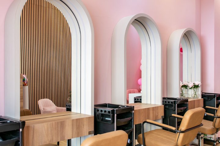 Nona Velvet Salon - Coiffure London - Photo de galerie - OneBooking