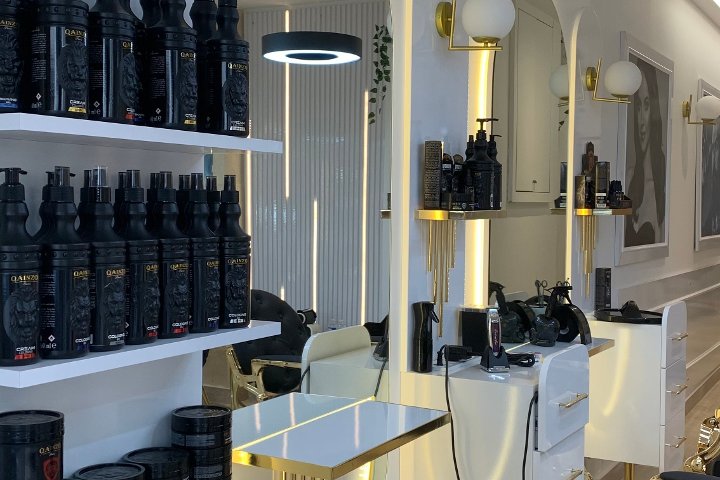 HN Beauté - Coiffure Paris - Photo de galerie - OneBooking
