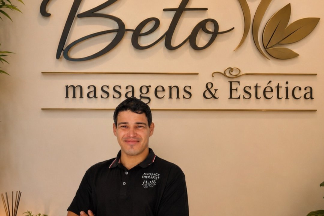 Beto Massagens, Almada