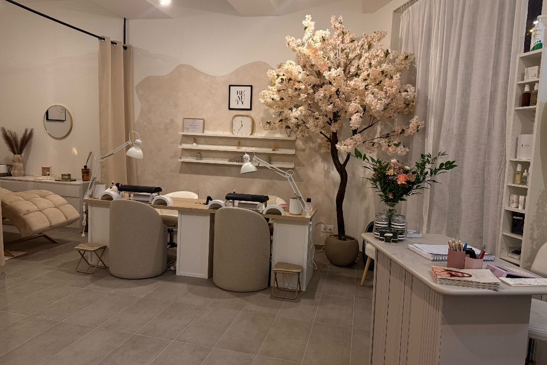 Beauty and Nails by Mila, Matzleinsdorfer Platz, Wien