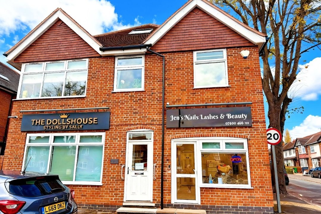 Glowbyash, Wollaton West, Nottingham