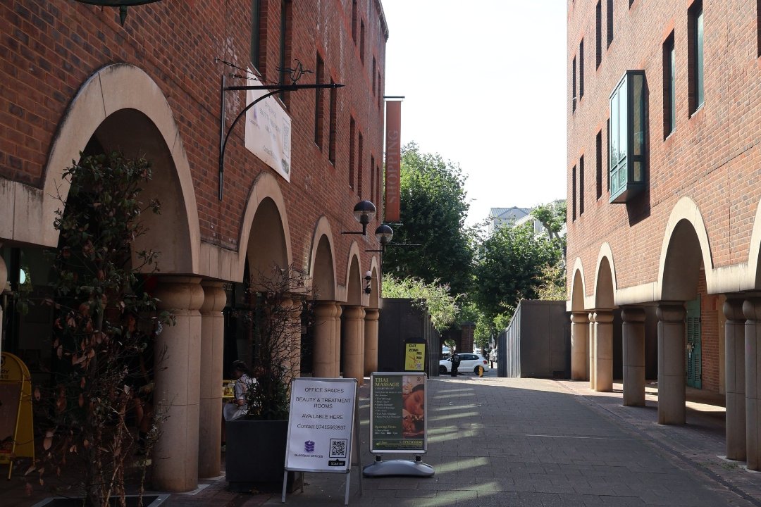 Mkbeautylondon, Millharbour, London