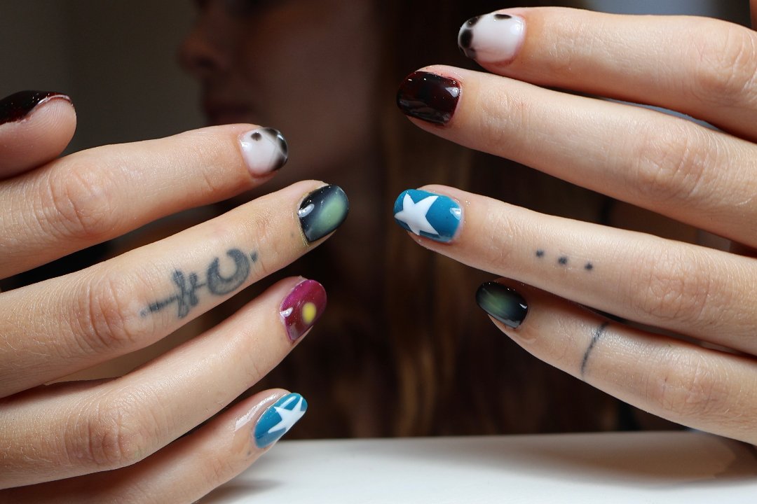 Mica Nails & MAN Barbería, Plaça Sarrià, Barcelona