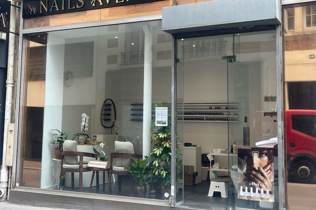Nails Avenue, Rue de Vaugirard, Paris