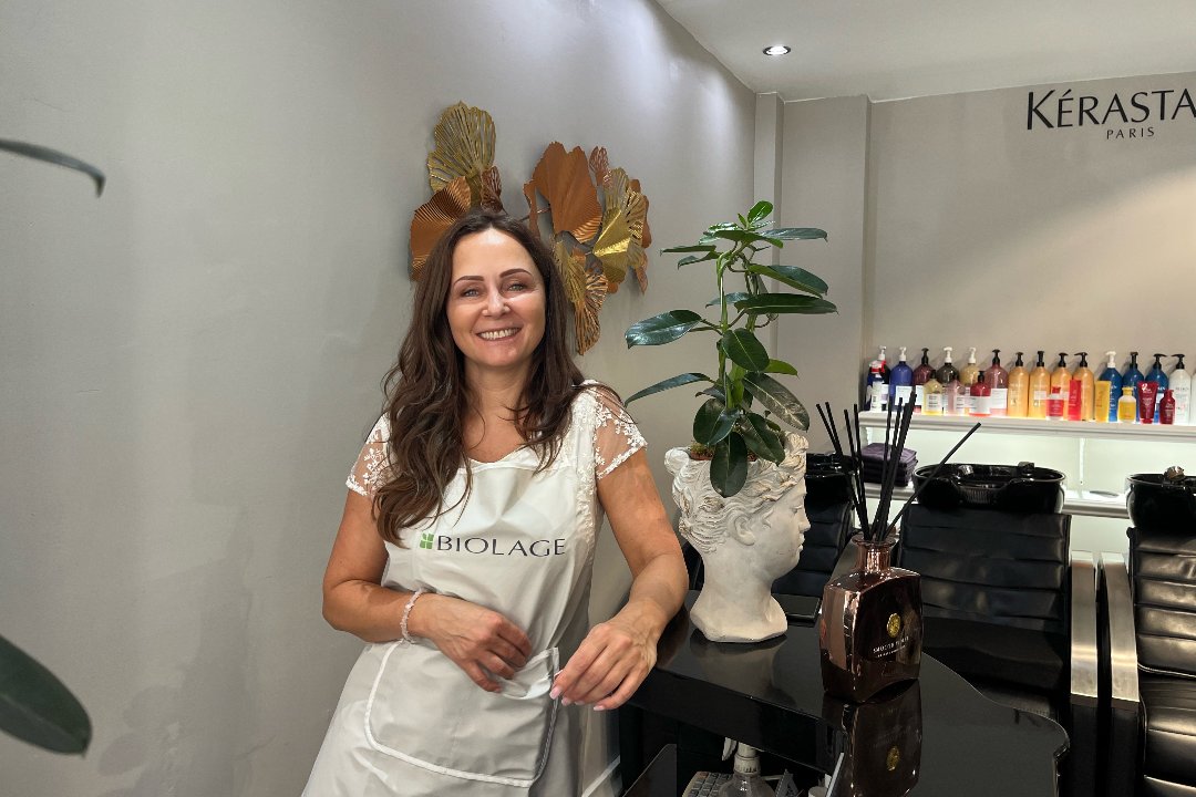 Hairstyle by Sylwia, Wimpole Street, London