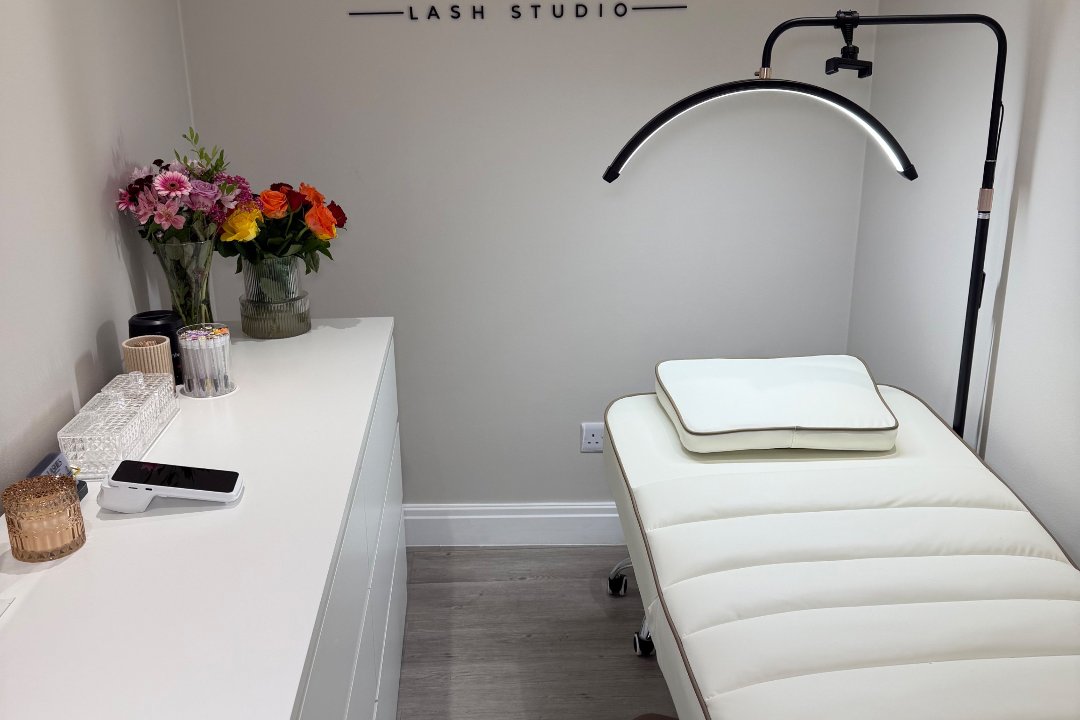 Narges Lash Studio, Upper Holloway, London
