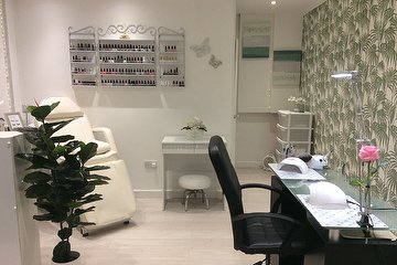 Alice's Beauty Island