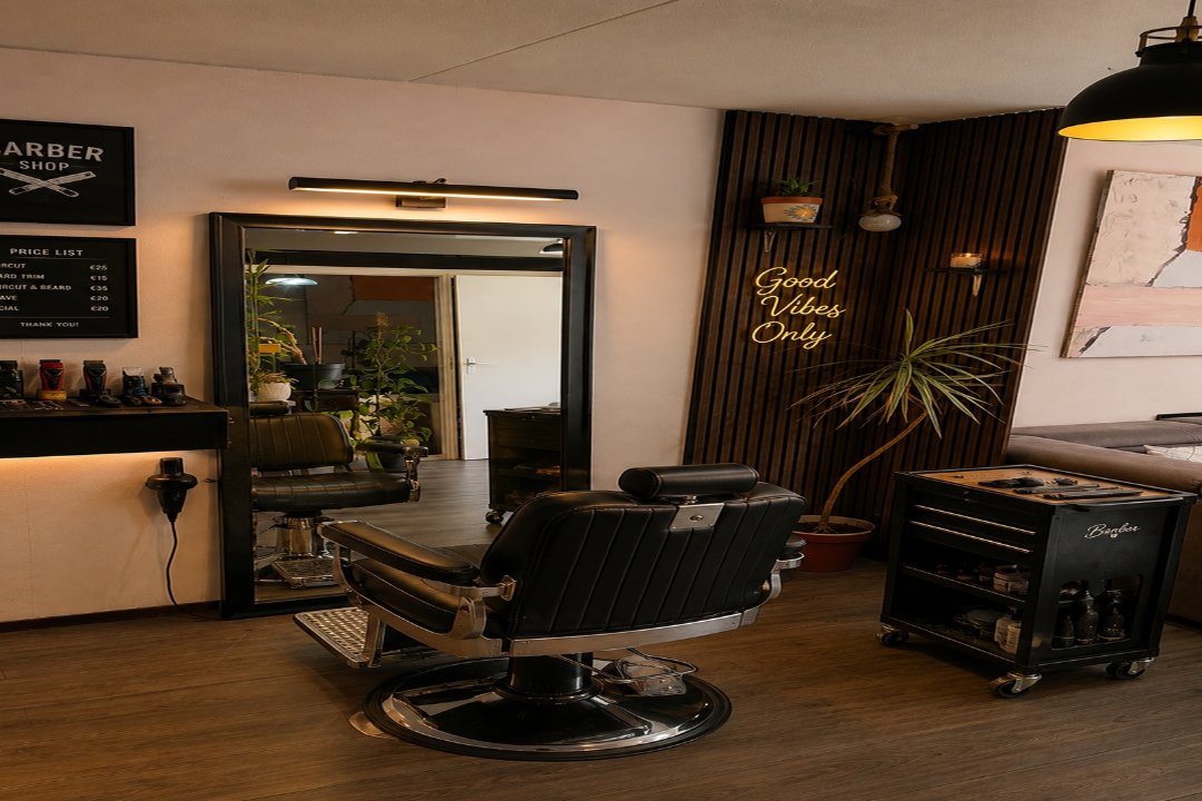 CASA BARBER | Den Haag, Laakkwartier en Spoorwijk, The Hague