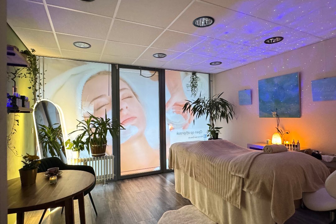 Juli Senses Holistic Beauty / Wellness Studio, Reyeroord, Rotterdam