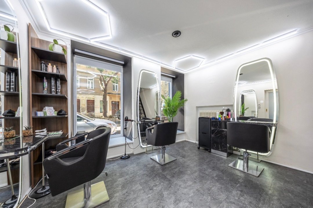 B Hair & More Women, St. Marx, Wien