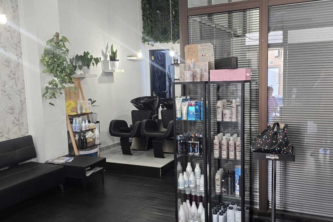 Dari Hair Salon, Granadilla de Abona