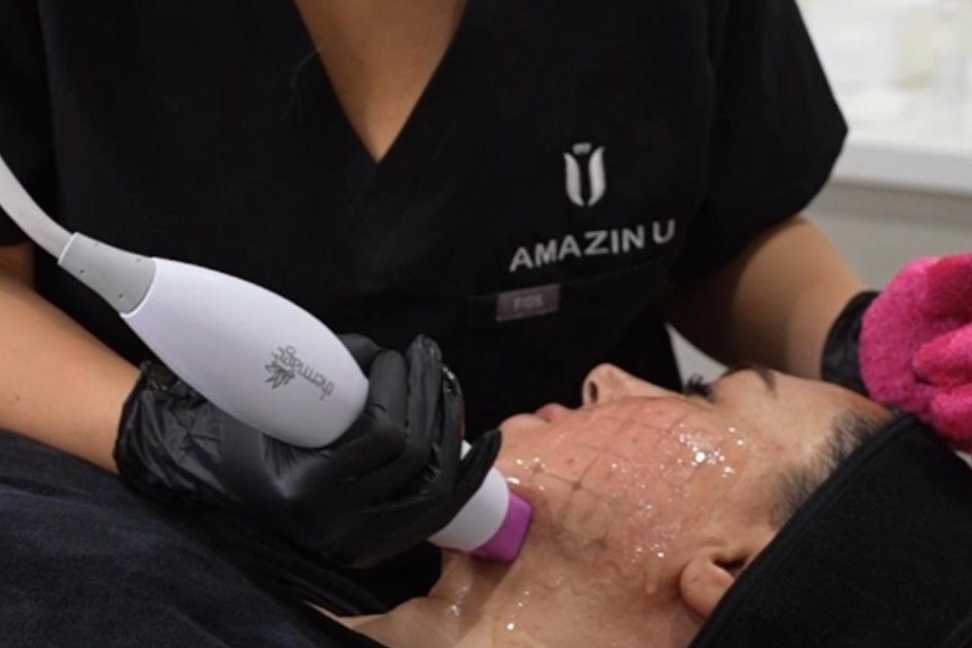 Amazin U Clinic, The Royal Exchange Jewellers, London