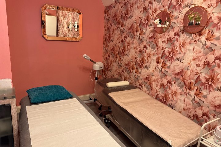 Shirley Nails & Beauty Bar - Onglerie Southampton - Photo de galerie - OneBooking