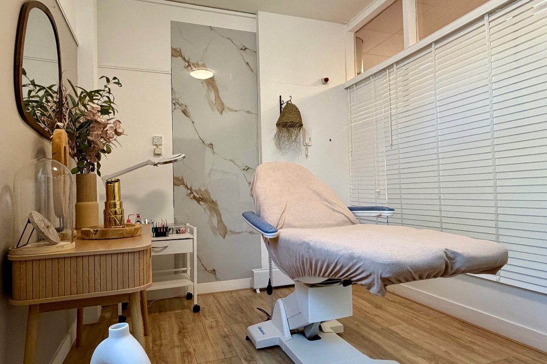 Nadine beauty studio, Bestevaerstraat, Amsterdam