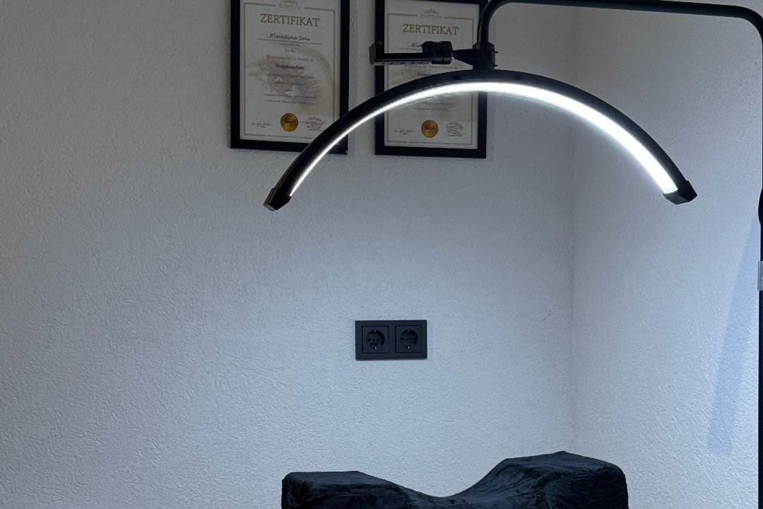 Medinasbeautylashes, Mitte, Velbert