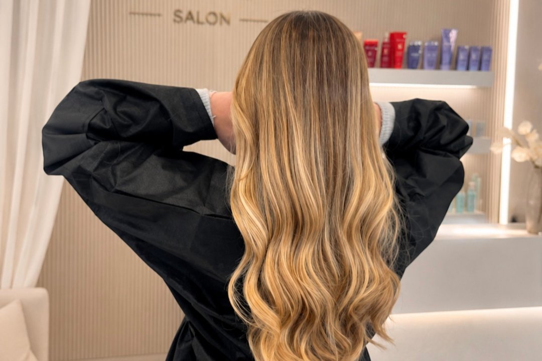 Salon BSG (Champs Elysées)1er étage, Avenue des Champs-Elysées, Paris
