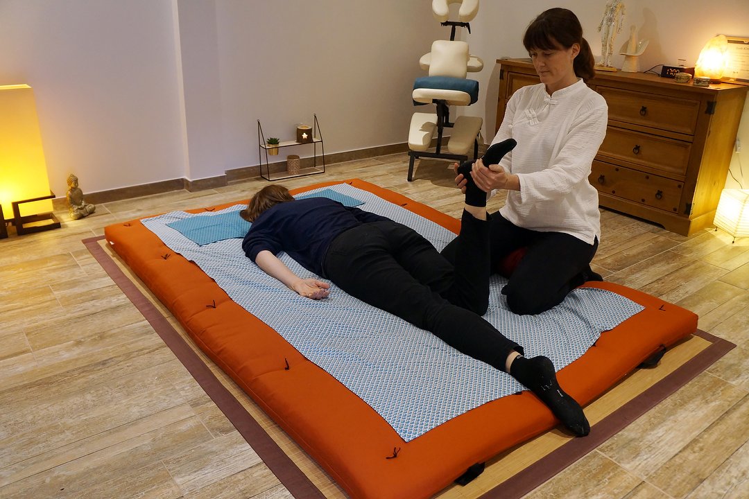 Natsuko Shiatsu, La Colle Sur Loup, Côte d'Azur