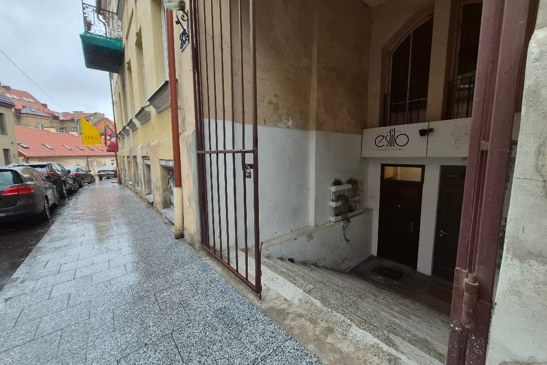 Estilo - Renata Kirpėja/visažistė, Mindaugo Maxima, Vilnius