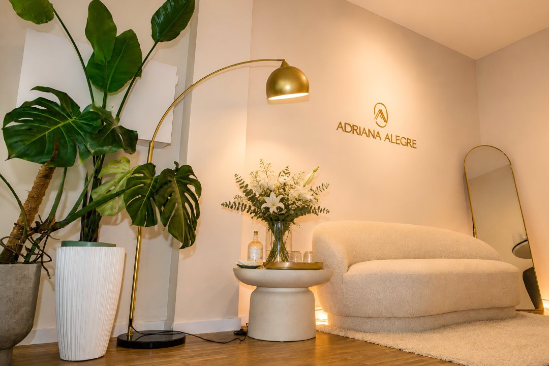 Adriana Alegre - Estética Facial e Massoterapia, Oporto