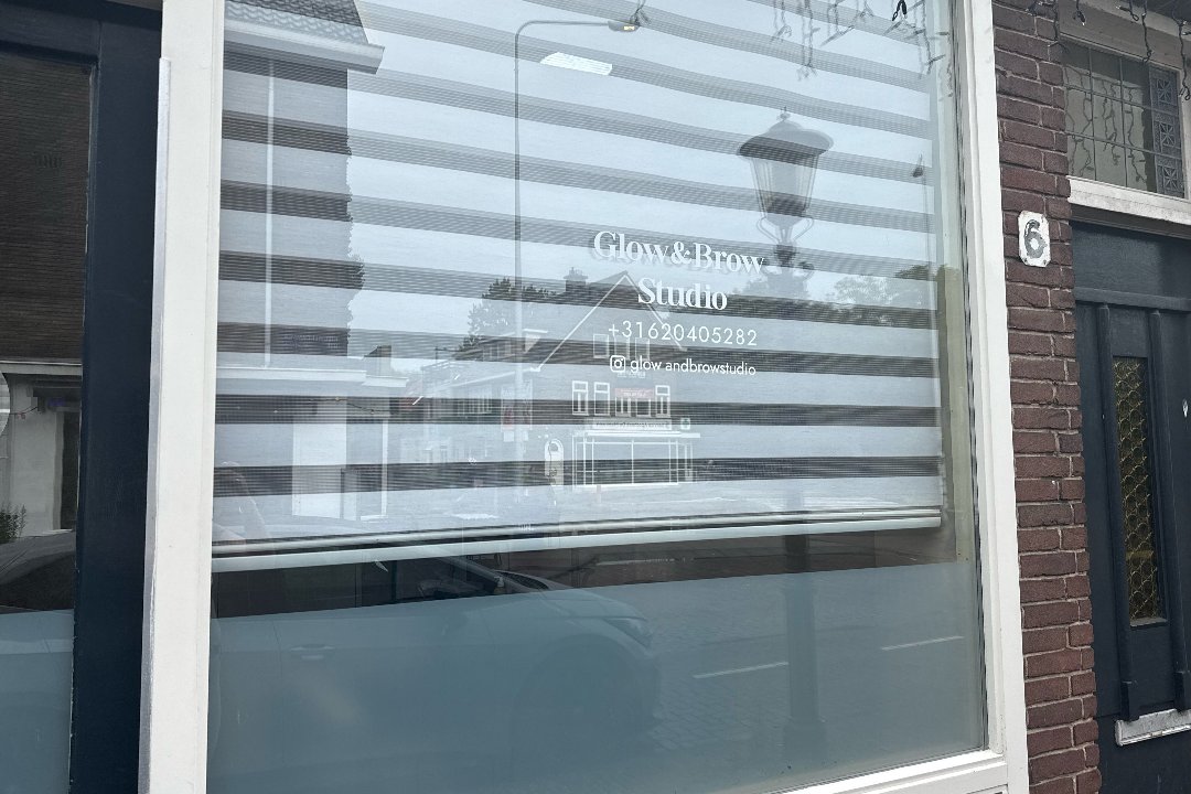 Glow and Brow Studio, Nieuwendammerdijk en Buiksloterdijk, Amsterdam