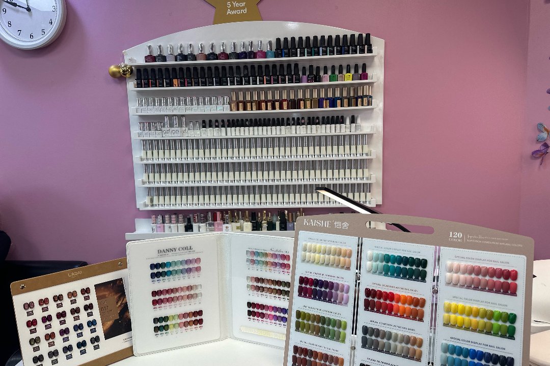 Nails by Lina, Commercial Road, London