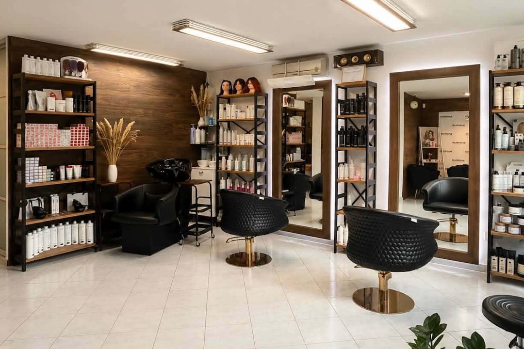 Kirpėja Edita | Subrina Professional grožio namai, Žaliakalnis, Kaunas