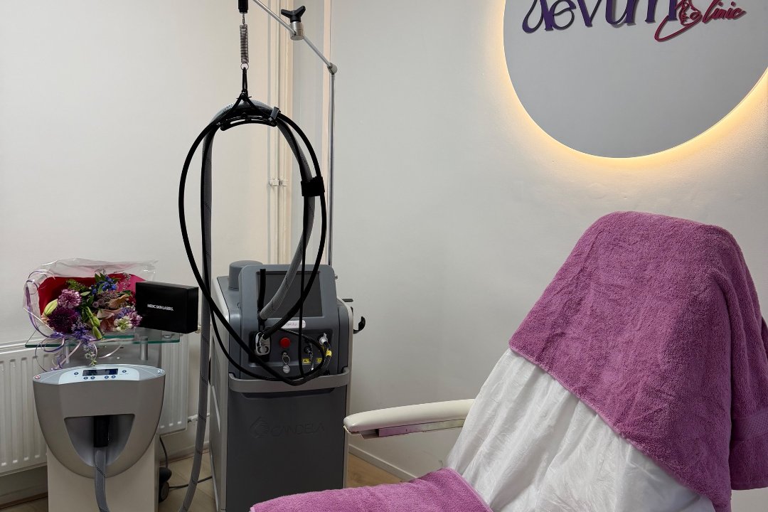 Aevum clinic, Westzijde, Noord-Holland