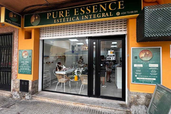 Pure Essence - Coiffure Palma - Photo de couverture - OneBooking