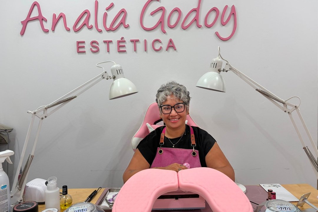 Analía Godoy Estética, Inca