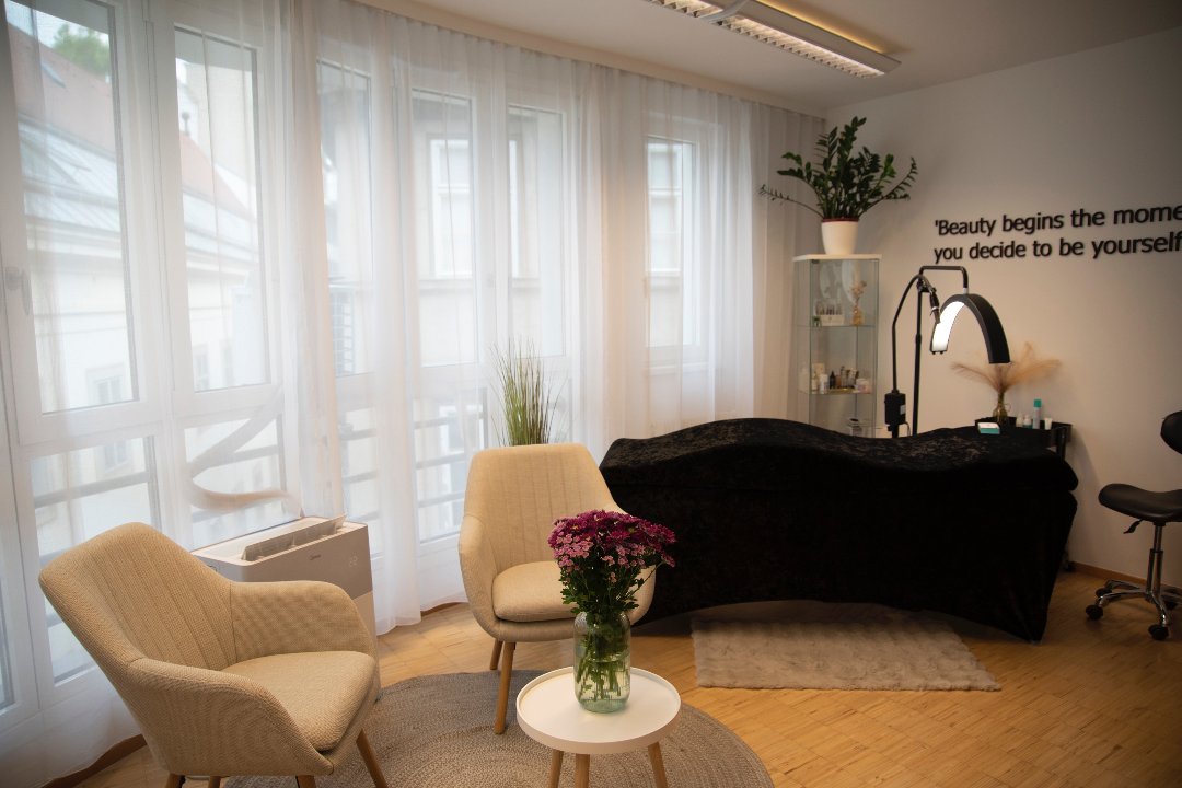 Anita Brows & Lashes, 1. Bezirk, Wien