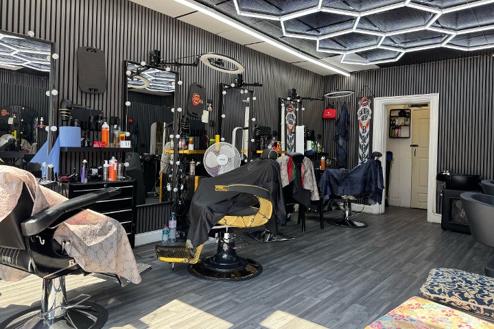 8k Barbers & Salon - Coiffure London - Photo de galerie - OneBooking