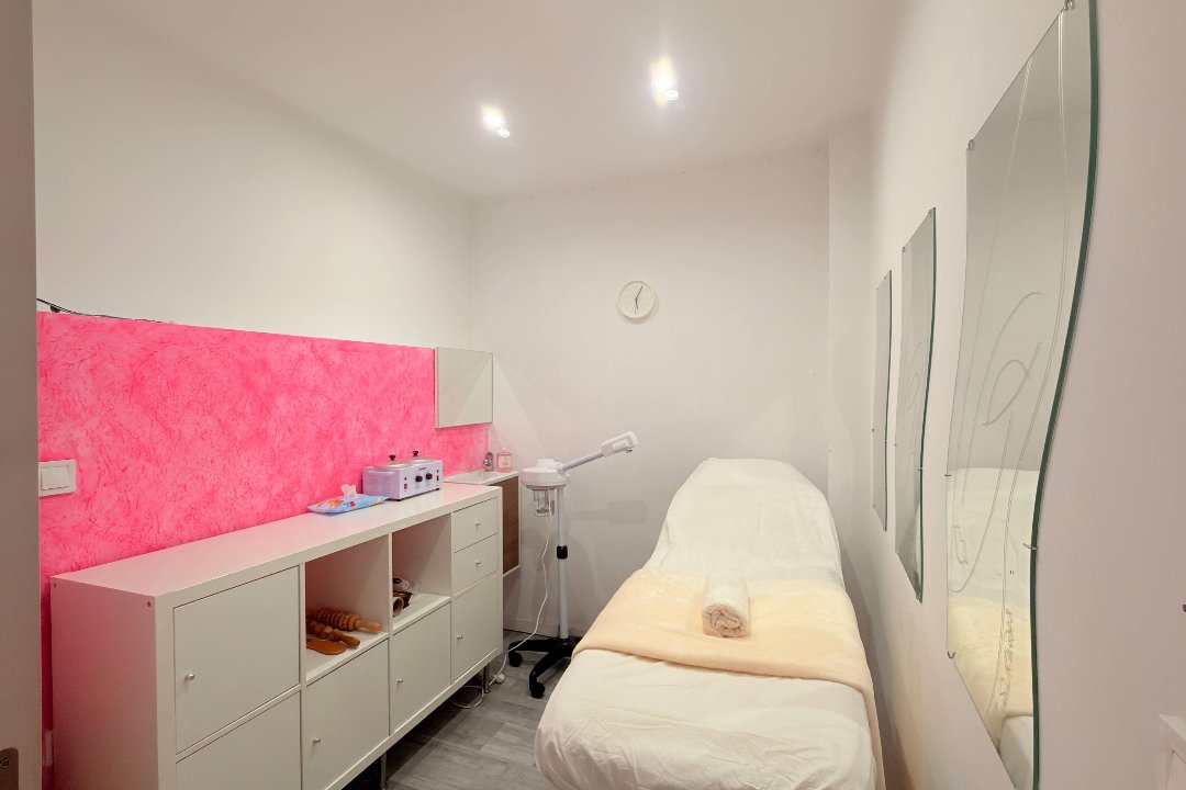 Puspa Depilación Con Hilo, Islas Filipinas, Madrid