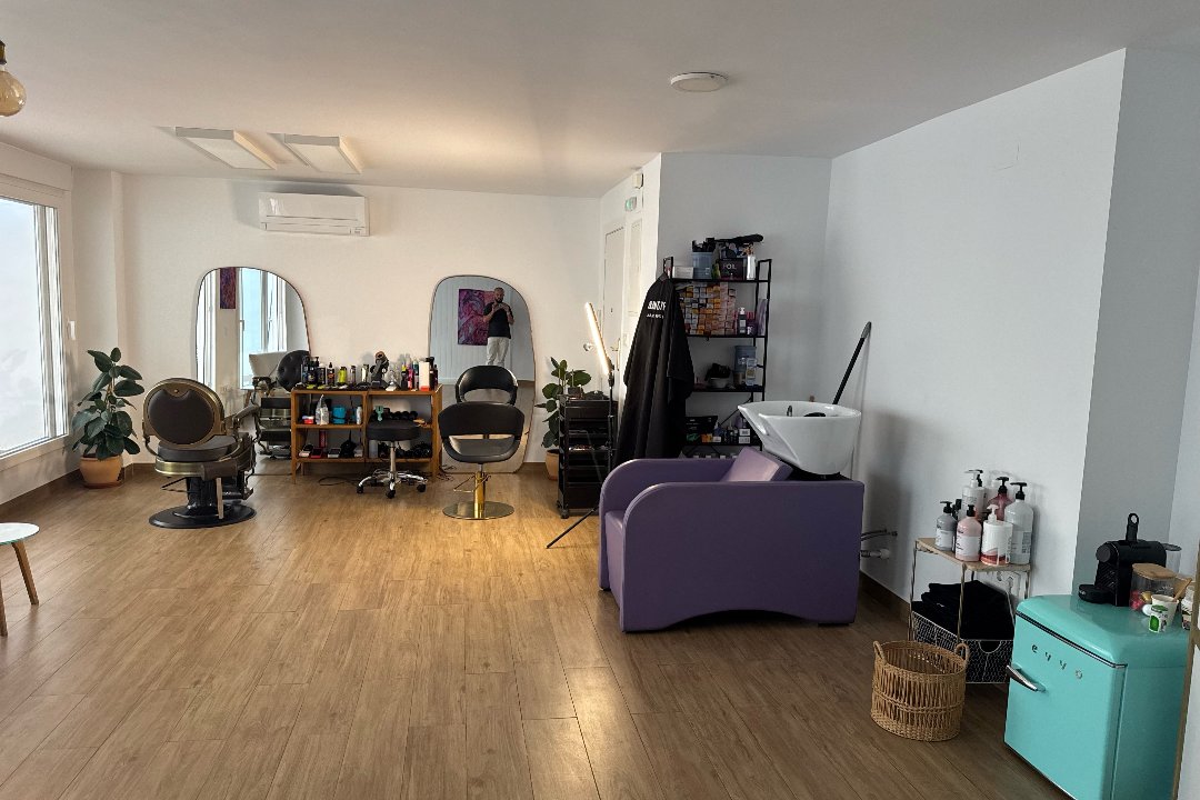 Prantsypal Hair Studio, Ensanche Diputación, Alicante