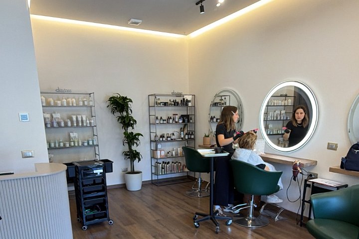 Hair Studio Ema - Coiffure Verona - Photo de galerie - OneBooking