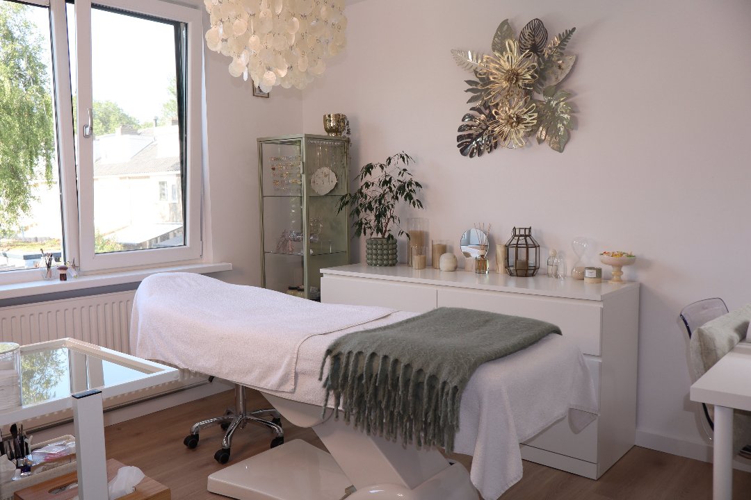 YK Beauty, Schiedam, Zuid-Holland
