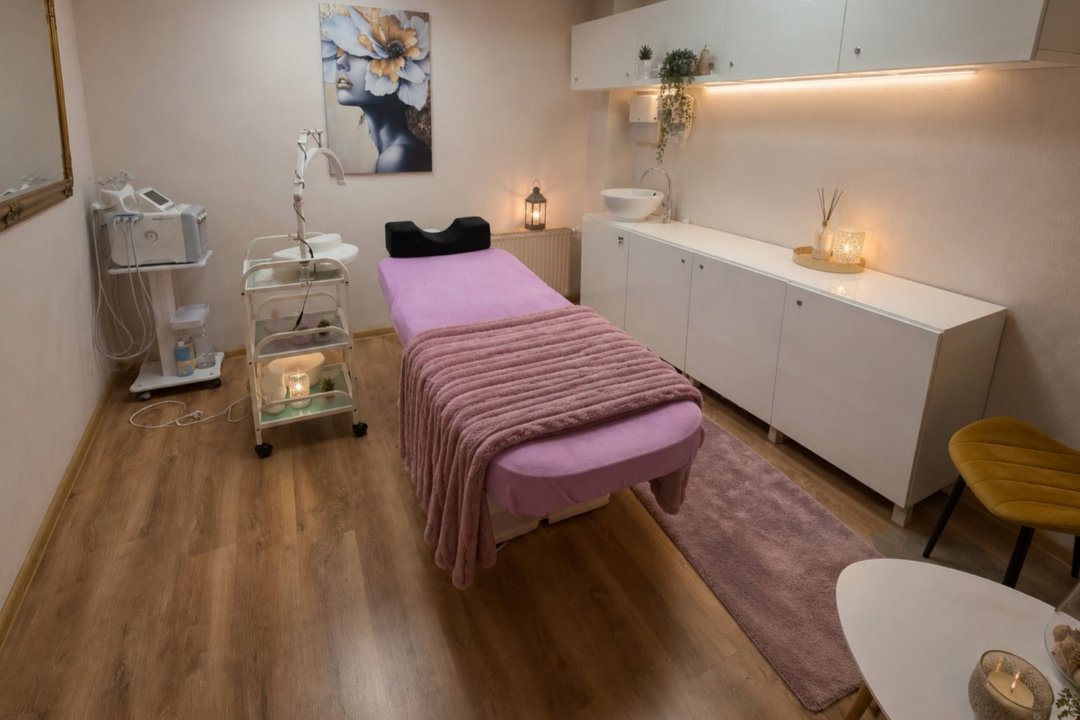 VeyLashes | "Ugnėja" salonas, Šiaures miestelis, Vilnius
