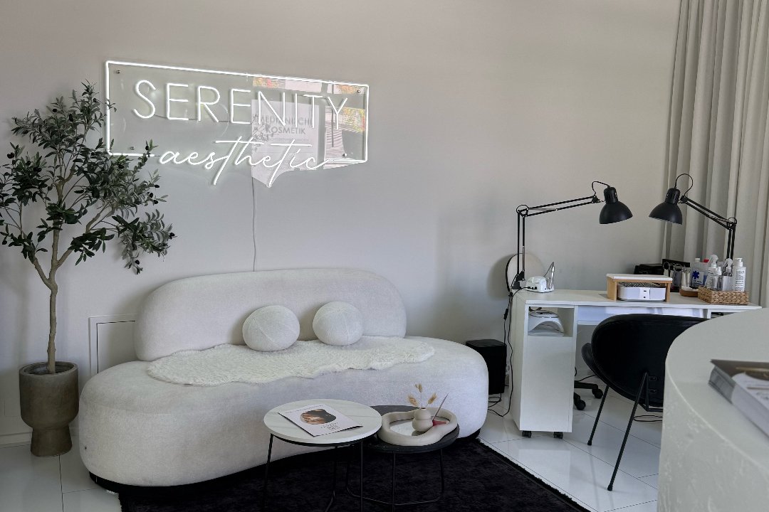 Olga im Studio Serenity Aesthetic, Uster