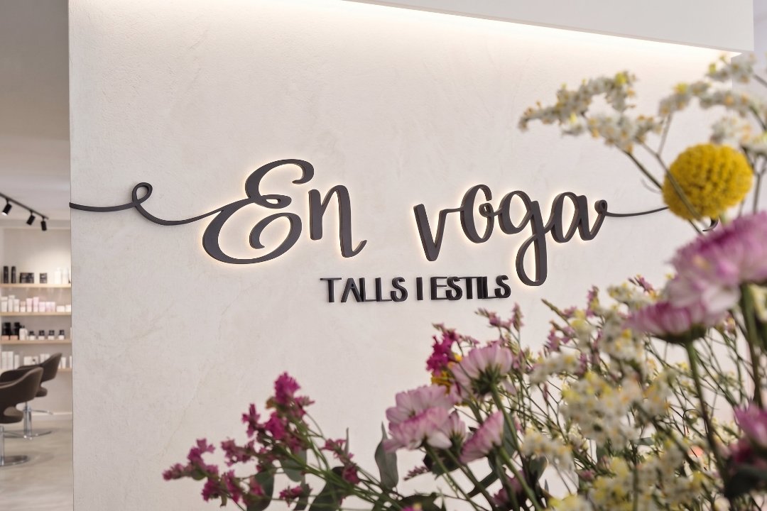 En Voga Talls I Estils, Dénia